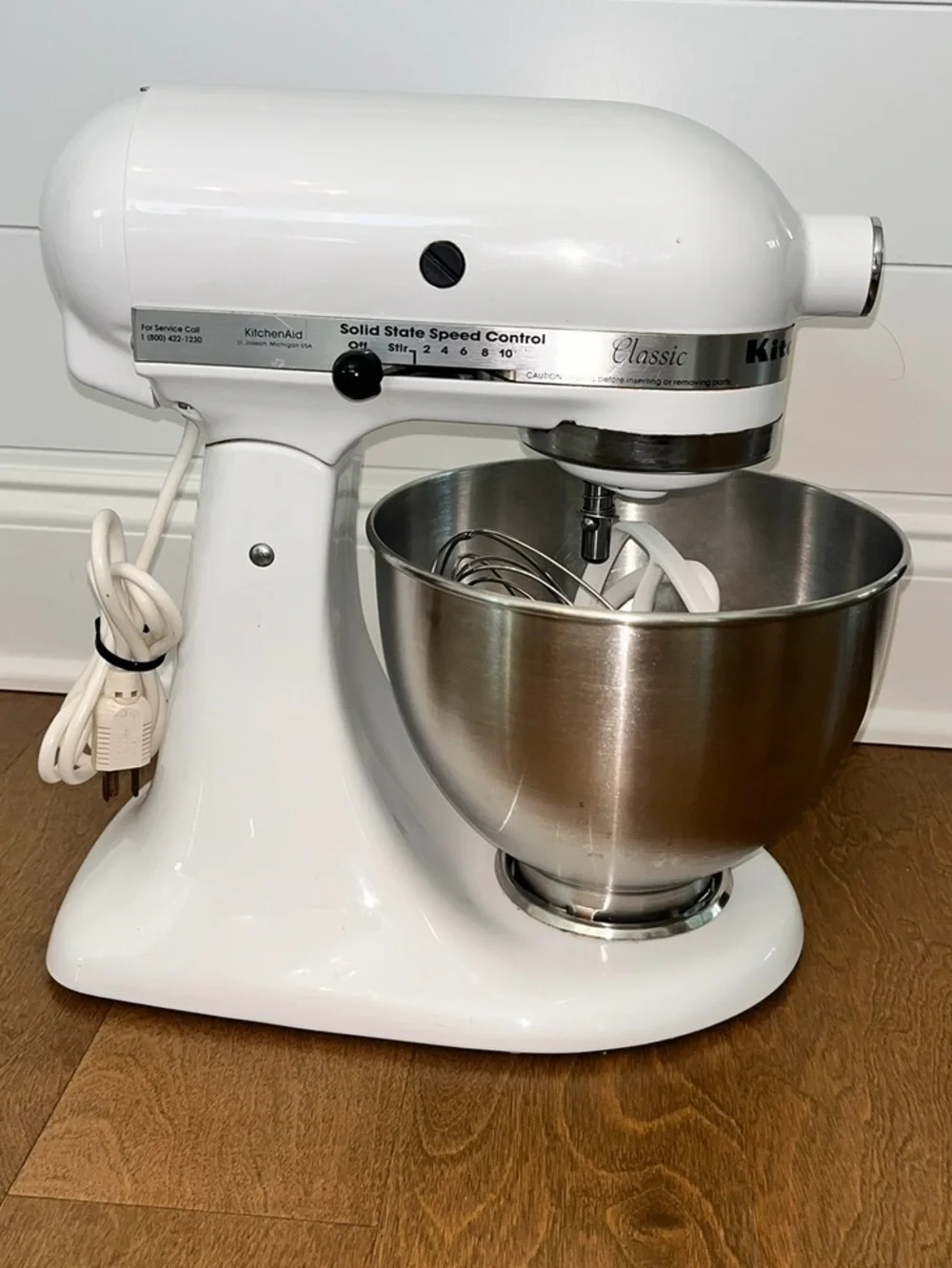 Kitchenaid Mixer Model Classic K45SS White w/ 3 Attachments Works 100%